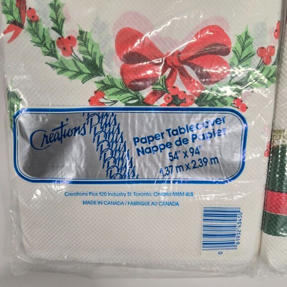 🎄 3 Vintage Christmas / Xmas Table Cloths - Picture 3 of 5